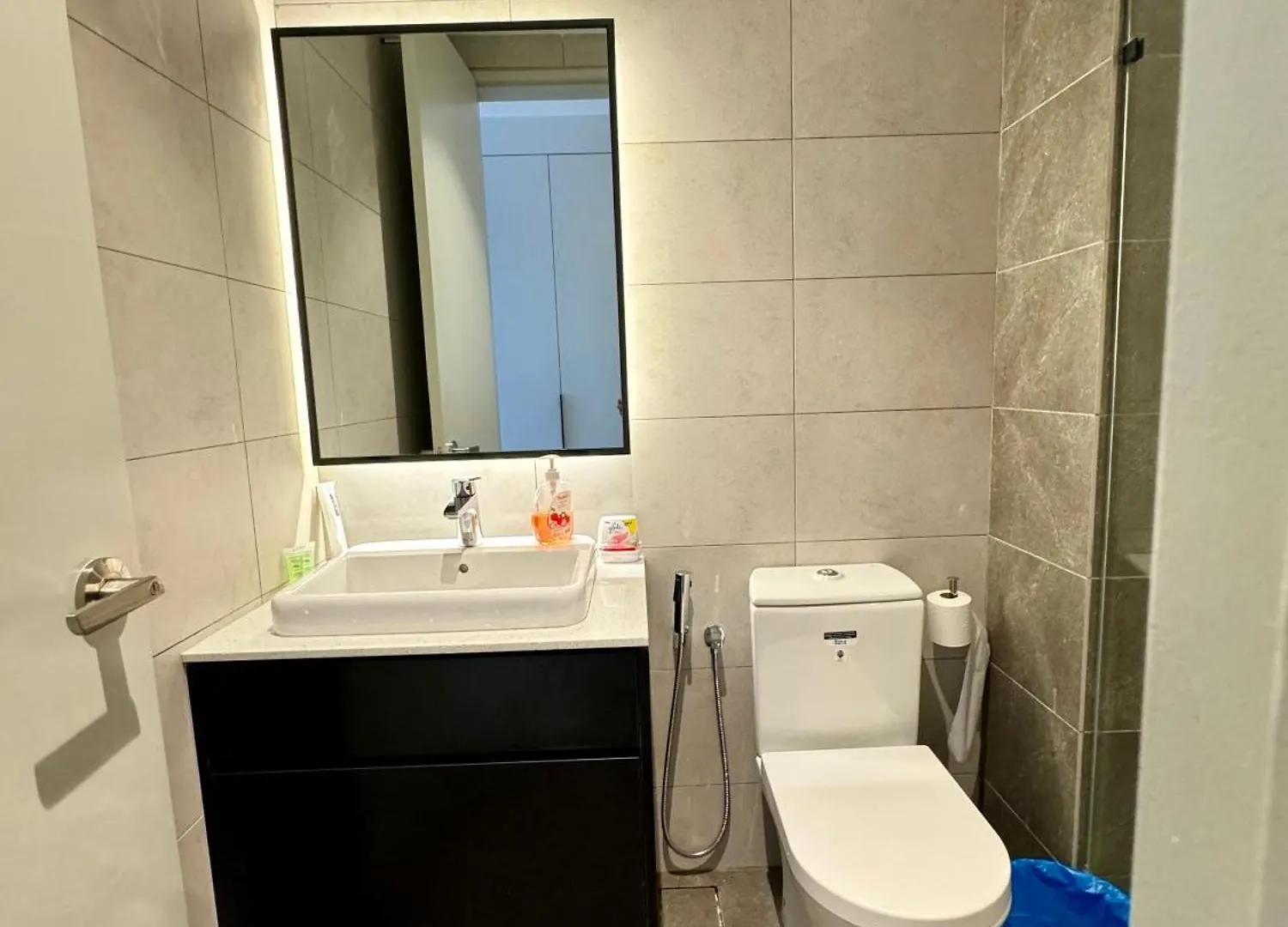 Axon Infinity Pool Kl Apartment Kuala Lumpur