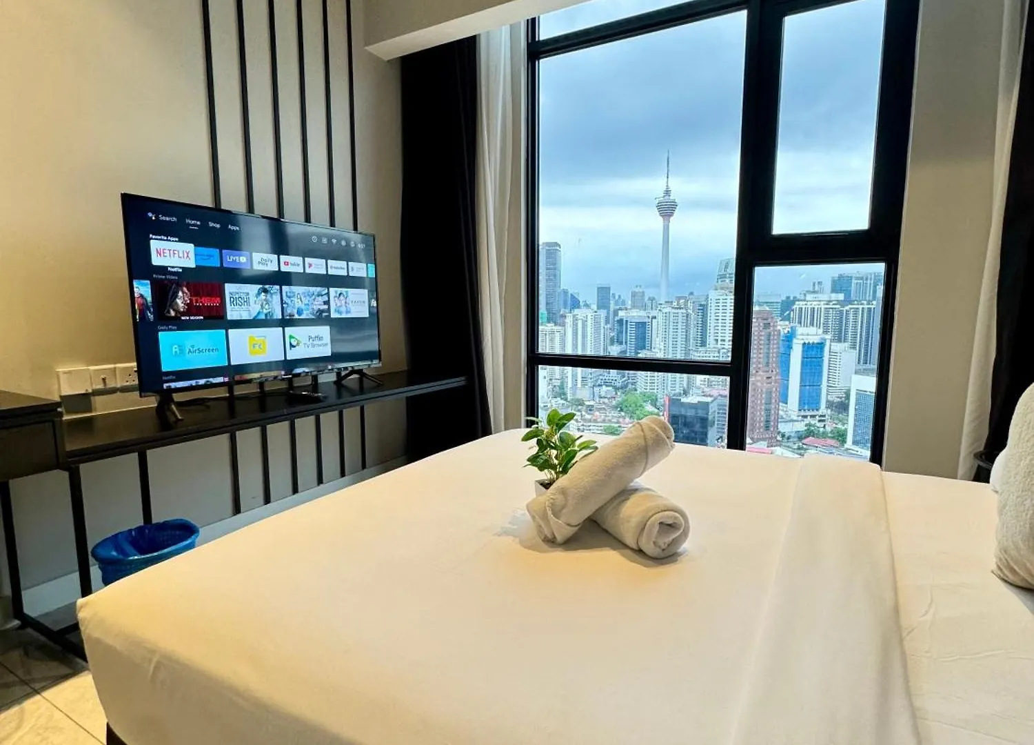 Axon Infinity Pool Kl Apartment Kuala Lumpur Malaysia
