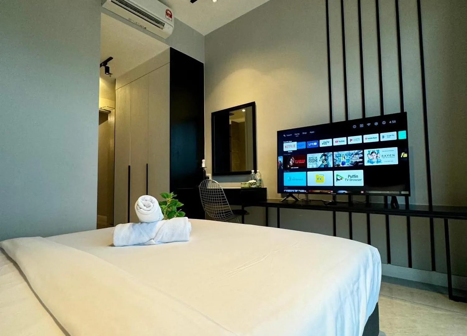Axon Infinity Pool Kl Apartment Kuala Lumpur Malaysia